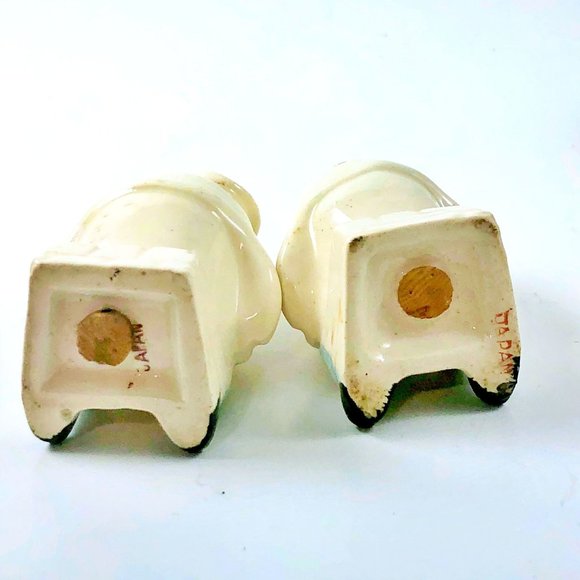 Vintage Anthropomorphic Egg Salt and Pepper Shakers Stamped Japan Humpty Dumpty - Picture 3 of 3